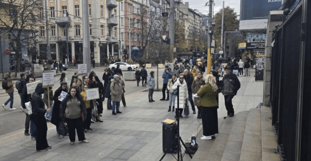 Протестиращи се обявиха против промени в Семейния кодекс