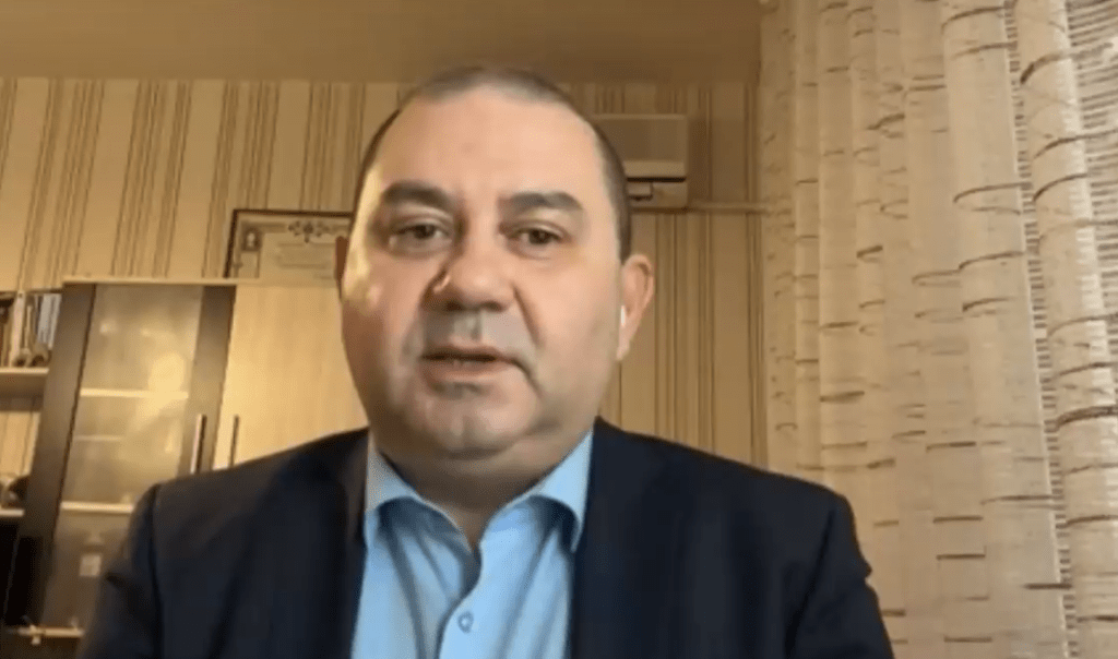 Доц. Христо Паунов: Всичко е в ръцете на президента