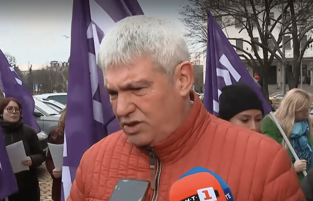 Синдикати с акция пред парламента със списък от въпроси към депутатите за бюджета