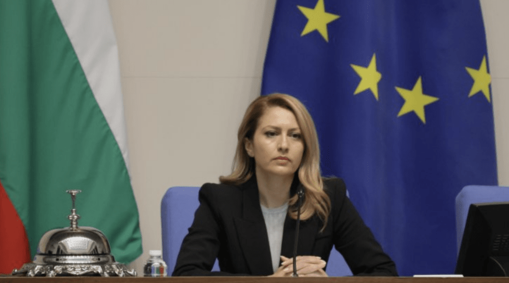 Рая Назарян: За България 2026 г. е преломна, защото бележи пълноправното членство на страната ни в еврозоната