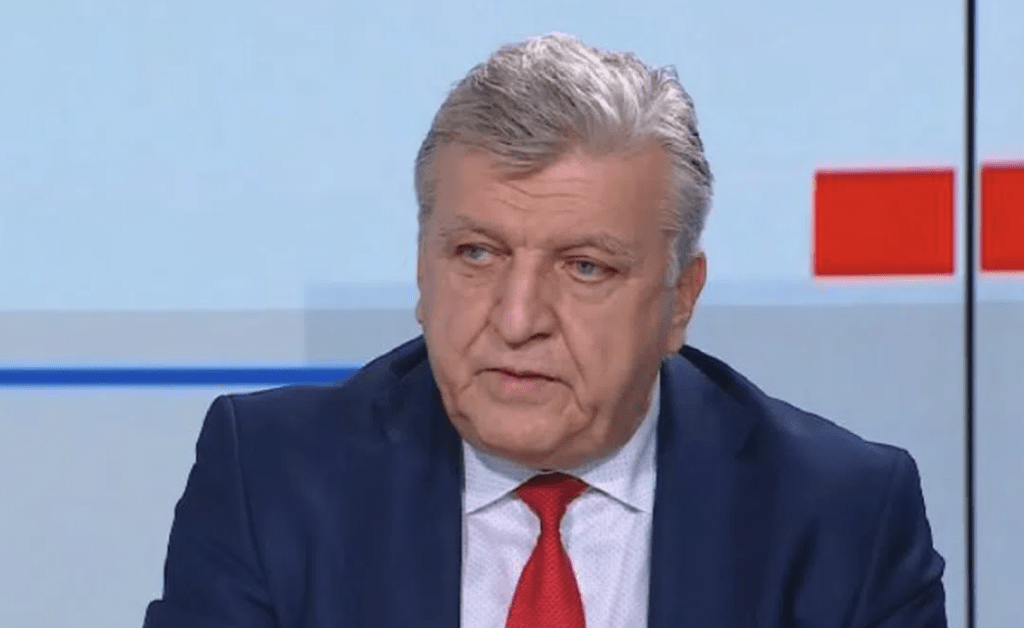 Генов: Има натиск върху институциите заради спирането на инсталациите на „Кроношпан“