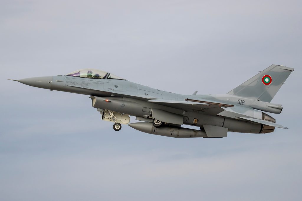Български F-16 полетя в началото на 2026 година
