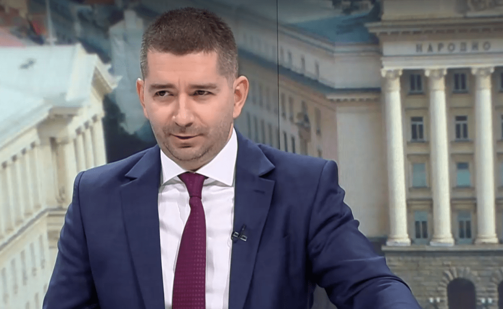 Слави Василев: Ако Радев стане лидер на партия, ще бъде проевропейски