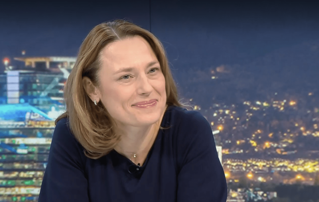 Ива Митева: Влизането ни в еврозоната е неизбежно, но не беше сега моментът