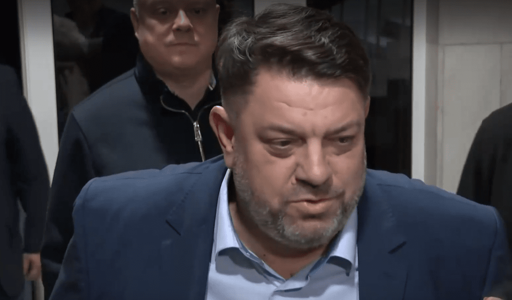 Атанас Зафиров : Няма да подам оставка, би било предателство