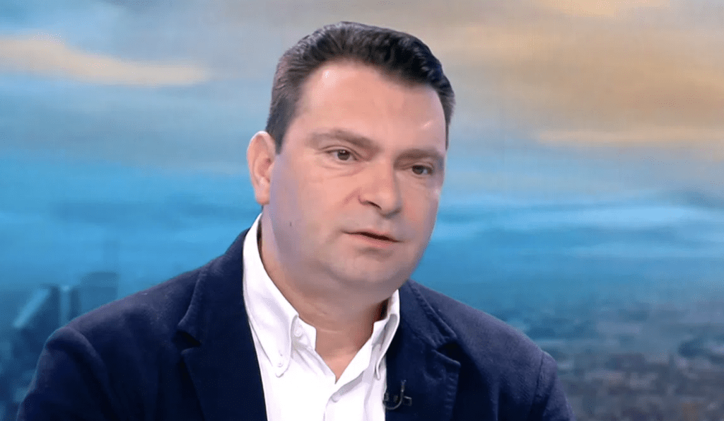 Калоян Паргов: Зафиров влезе в кабинет 222, за да търси подкрепа за социален бюджет
