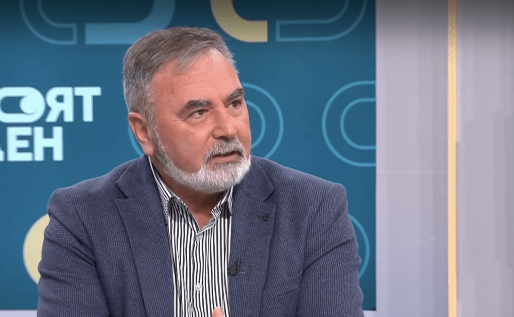Доц. Ангел Кунчев: Грипът се предава по-лесно, но не води до тежко протичане