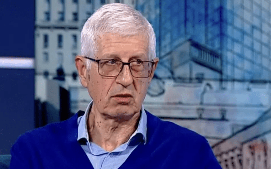 Румен Овчаров: Радев не е алтернатива, той е част от тази сглобка