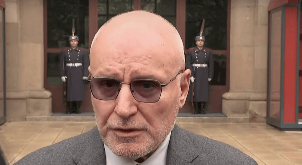 Димитър Радев отказа да бъде служебен премиер