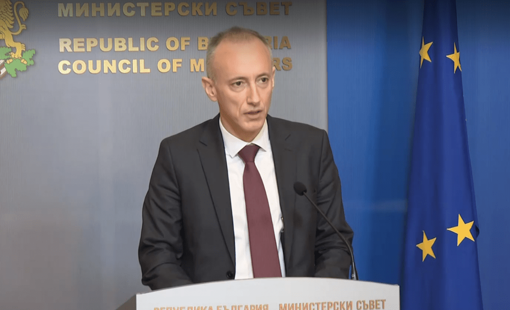 Вълчев: Обвързваме приема и финансирането във висшето образование с нуждите на пазара на труда