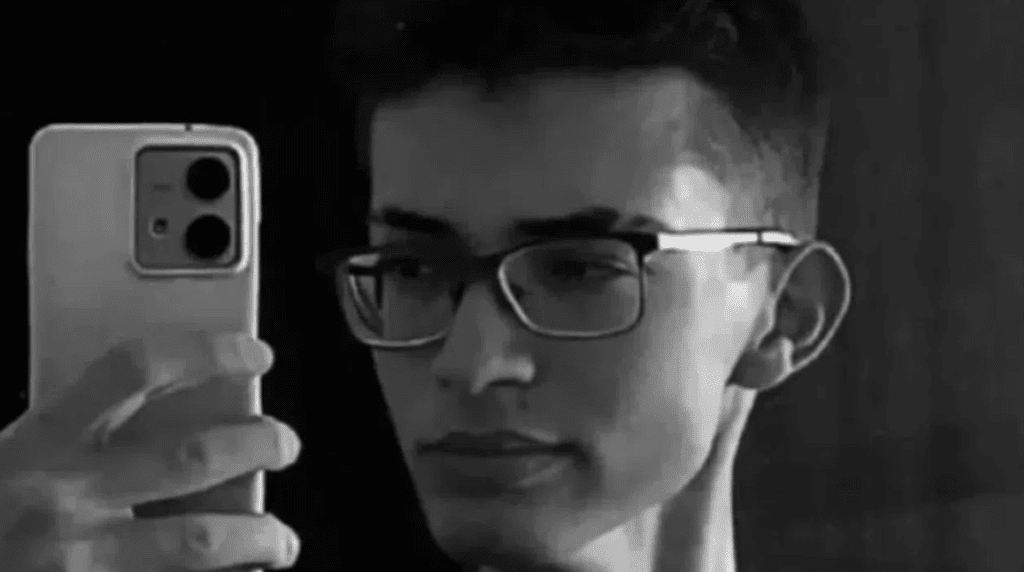 МОН след самоубийството на 18-годишния Билгин: Личен конфликт между него и учител е прераснал в системен тормоз
