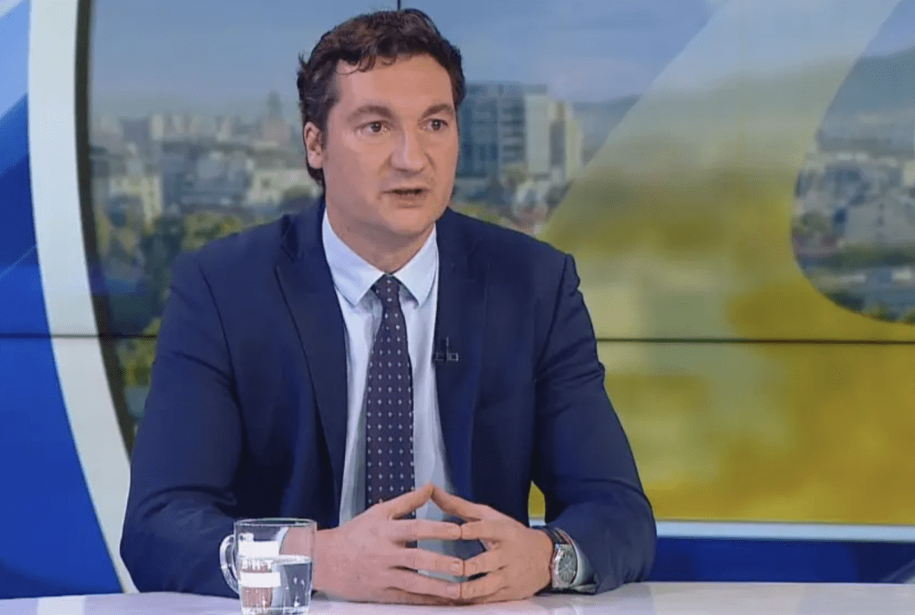 Крум Зарков влиза в надпреваратаза лидер на БСП с призив за радикална промяна