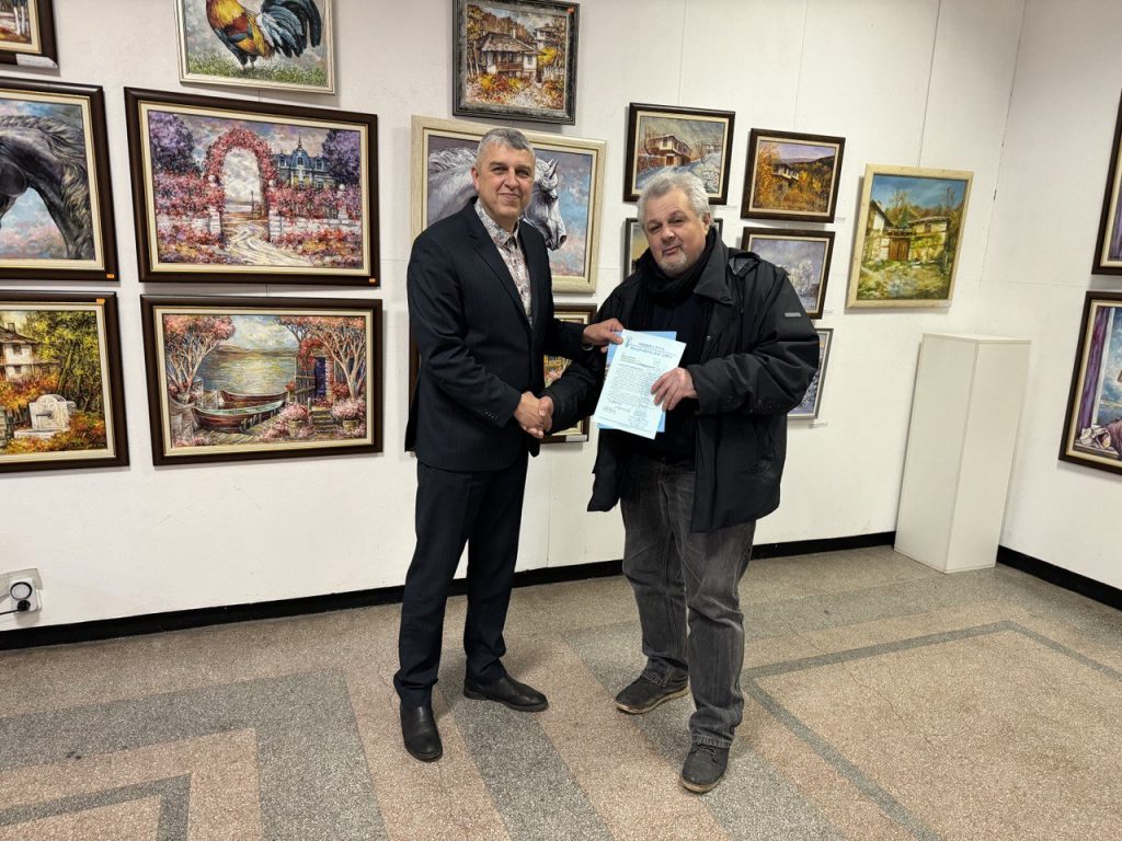 Изложбата „Вино, любов и традиции“ превръща 80 платна в празник на изкуството