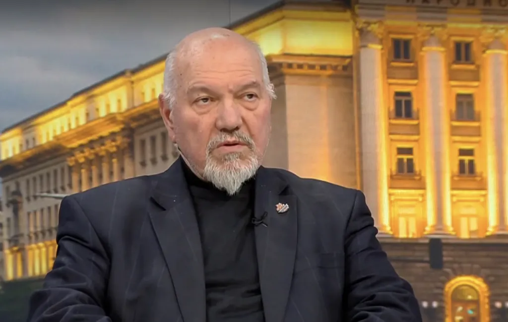 Проф. Александър Маринов: Прекалено категоричните заявления са една от слабостите на новото управление