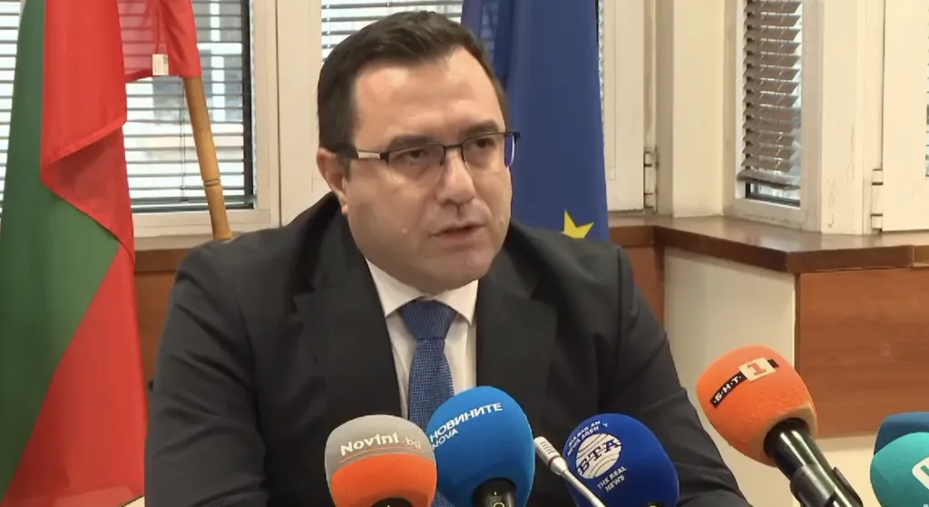 КЕВР: Жалбите за високи сметки за ток към момента са около 1200