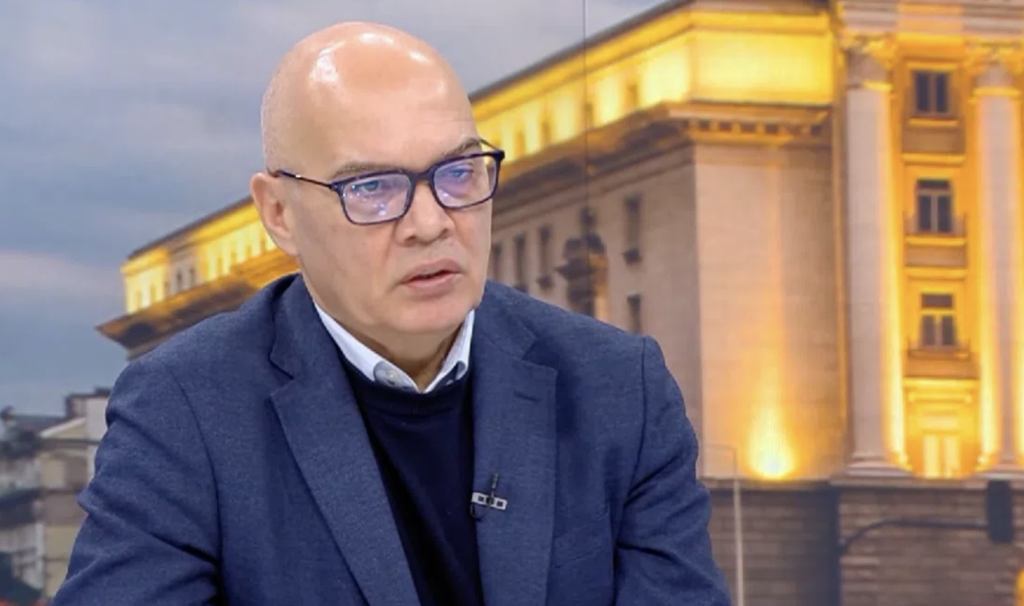 Тихомир Безлов: Съдейки по записа, изглежда, че тримата мъже край Петрохан се сбогуват, защото знаят, че ще се самоубият