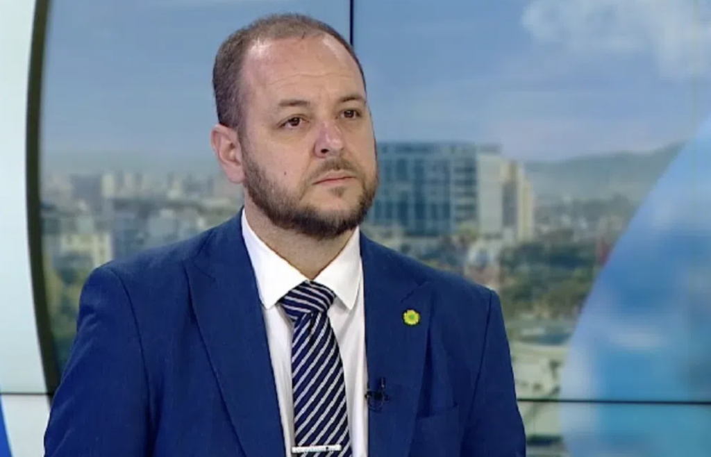Борислав Сандов: Посетих хижа „Петрохан“ през 2022 г.