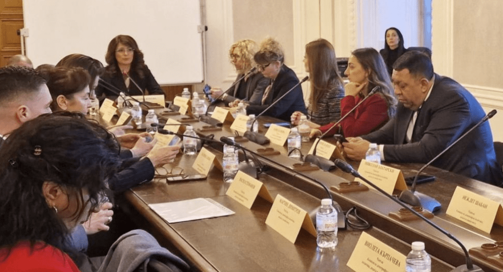 Ресорната комисия в НС прие част от данните в регистъра за случаи на педофилия да станат публични
