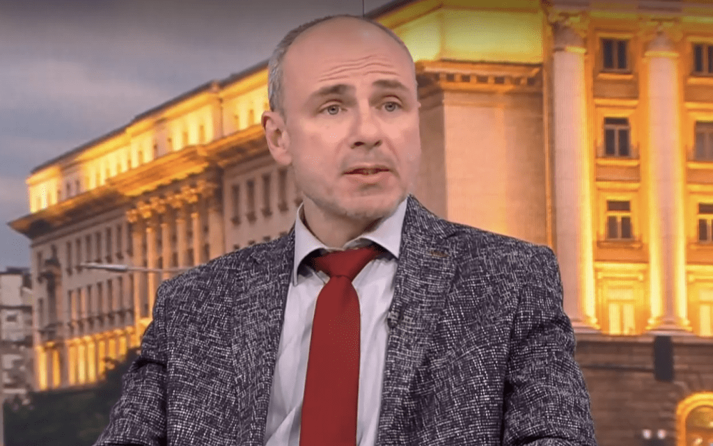 Петър Чолаков: Новият служебен кабинет е като „дрийм тийм” на ПП-ДБ