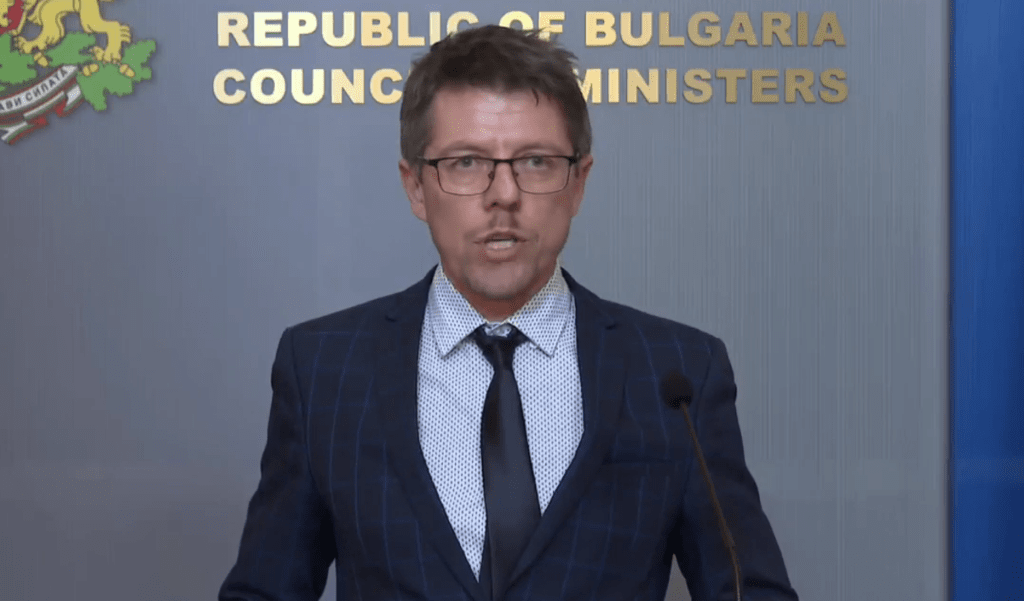 Стоил Цицелков: Ако ЦИК не може да се фокусира върху работата си, членовете й да обмислят оставка