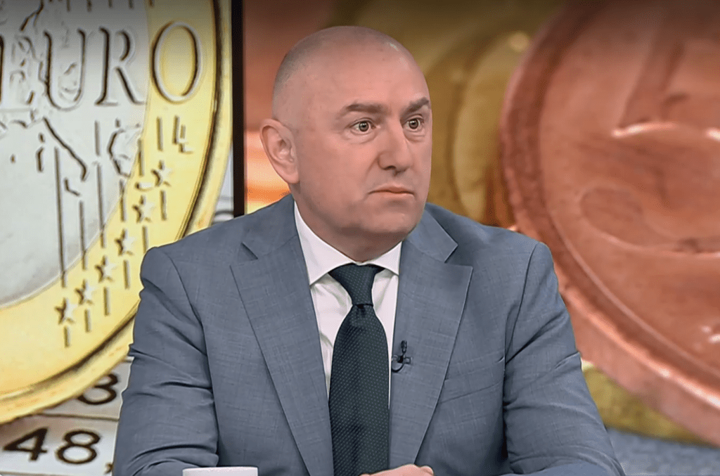 Каримански: Служебният кабинет не бива да прокарва политики чрез бюджета