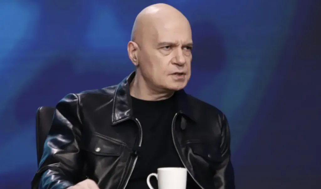 Слави Трифонов към Демерджиев: Искате да ставате главен прокурор и пазите ПП-ДБ по случая „Петрохан“?