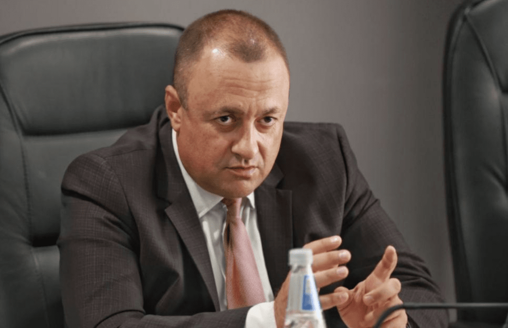 Иван Иванов предложи на МРРБ да призове ВиК операторите да спрат ръста на цената на водата