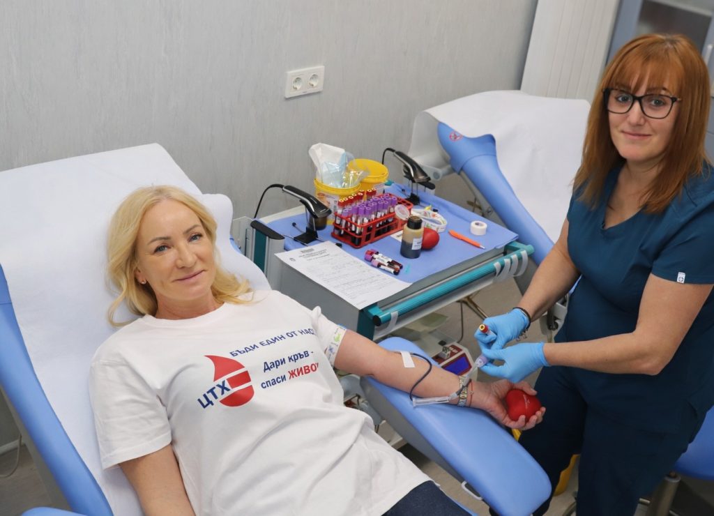 Мария Гроздева подкрепи ВМА и безвъзмездното кръводаряване