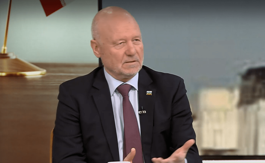 Тагарев: Има предпоставки за смяна на режима в Иран, европейска страна няма да се включи в конфликта