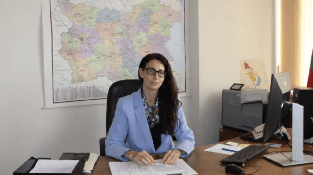 Ангелина Бонева отказва да подаде оставка и се върна в кабинета си в МРРБ
