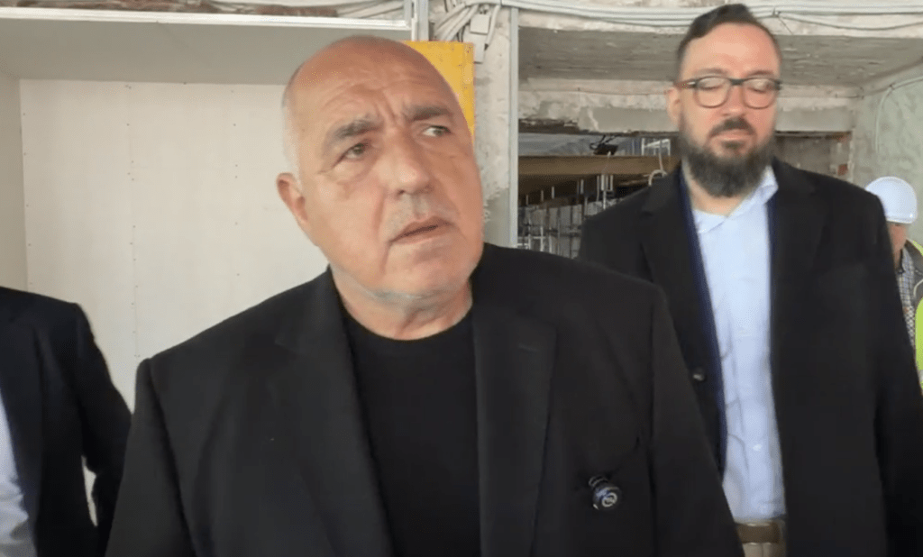 Борисов: Радев го играе малко като цар, как ще ни бият с Митко Стоянов и Гълъб Донев?