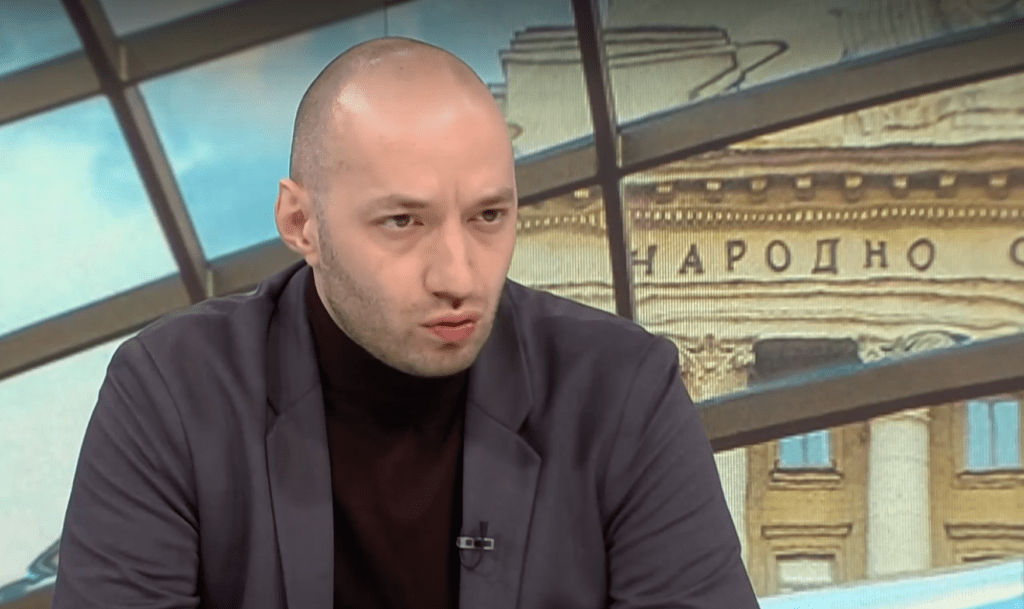 Димитър Ганев: Радев ще се държи дистанцирано по време на предизборната кампания