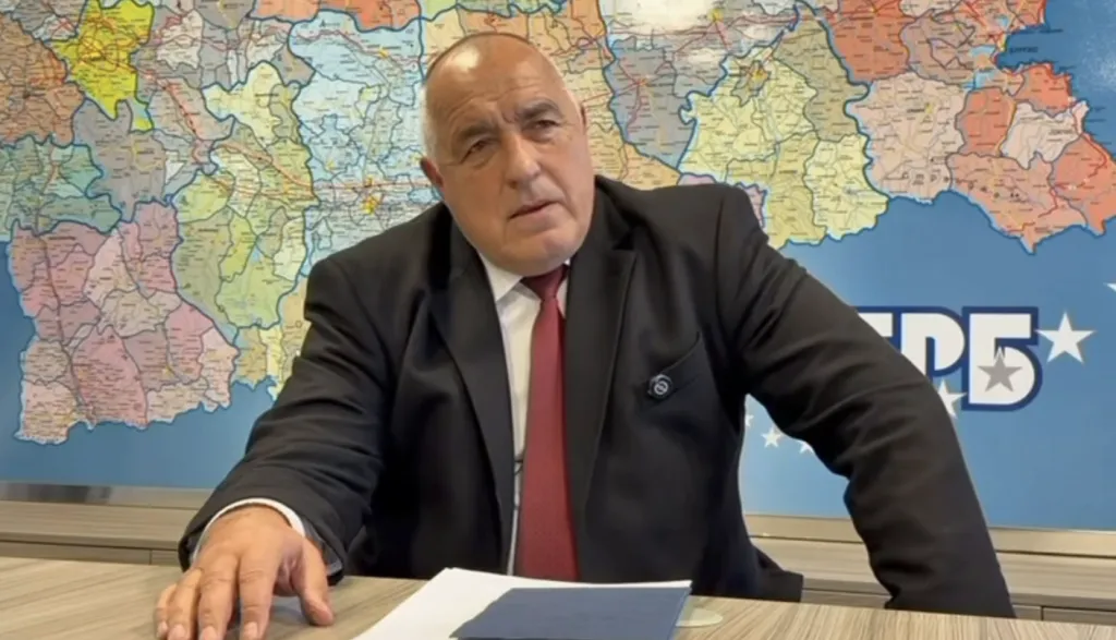 Бойко Борисов: Правителството да спре за ден-два с уволненията и да вземе мерки относно спекулата