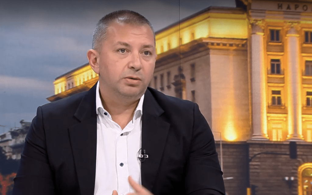 Добрин Иванов: Удължителният бюджет може да стане жертва на предизборен популизъм