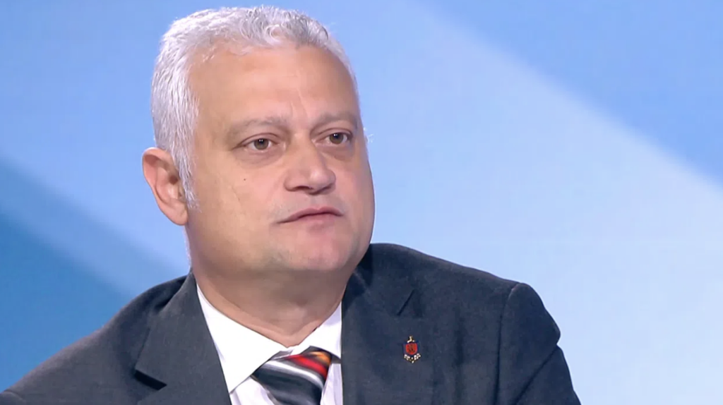 Емил Дечев за предполагаемия нов пожар в хижа „Петрохан“: Не е логично, прекалено е закъсняло за укриване на следи