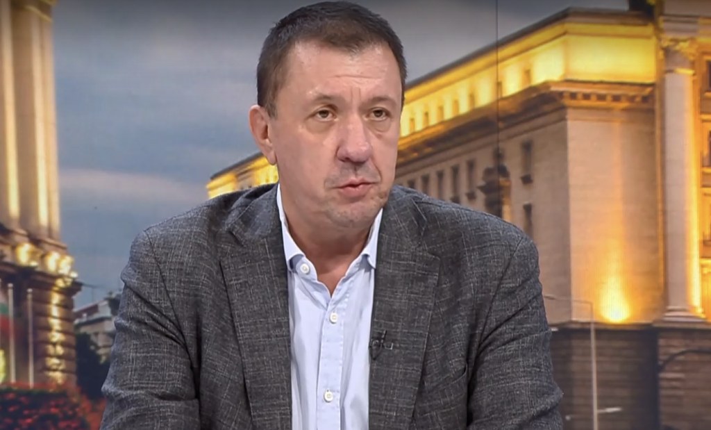 Явор Куюмджиев за договорката за „Лукойл“: Заслужава адмирации