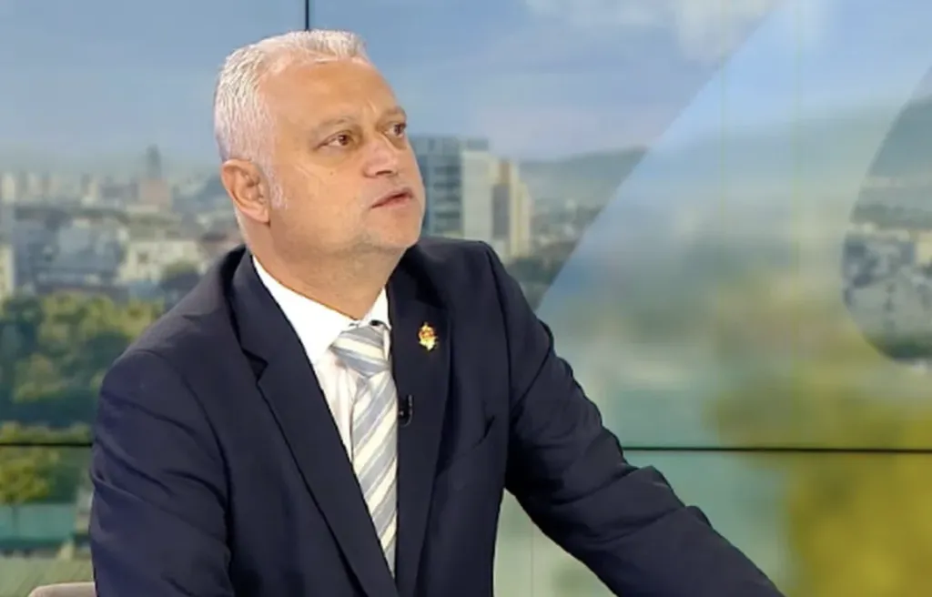 Емил Дечев: Остава версията, че няма външна намеса нито на Околчица, нито на Петрохан