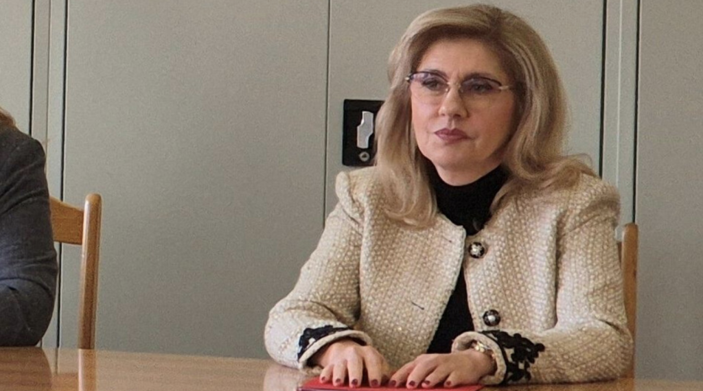 Етичната комисия към Прокурорската колегия се самосезира заради Емилия Русинова