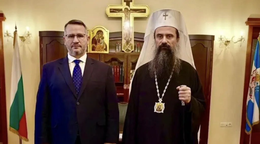 Министър Христанов се срещна с патриарх Даниил