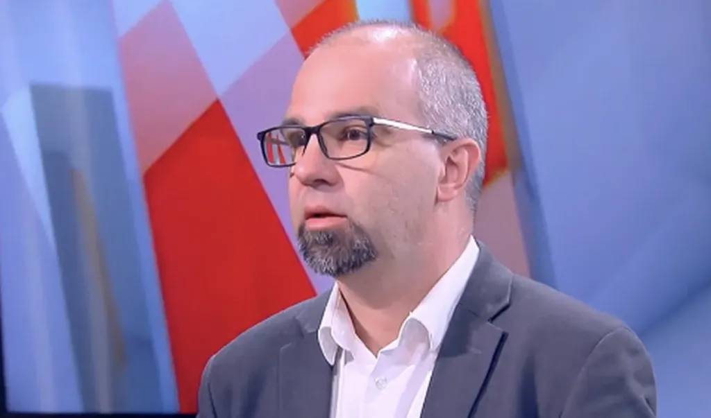 Първан Симеонов: ПП-ДБ са пред разцепване, Борисов е бесен