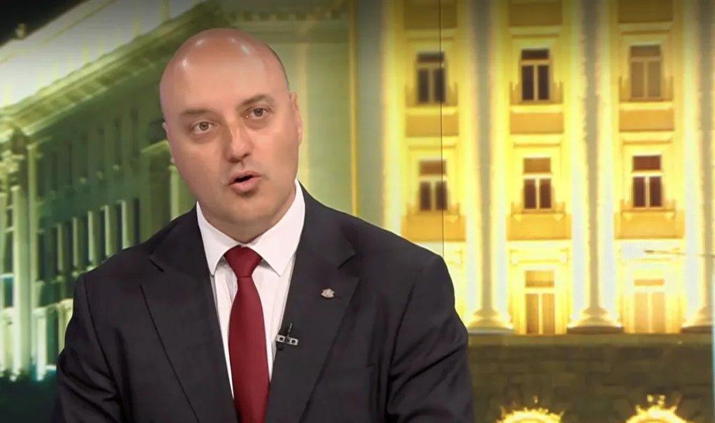 Доц. Атанас Славов: Българските граждани искат политическа стабилност