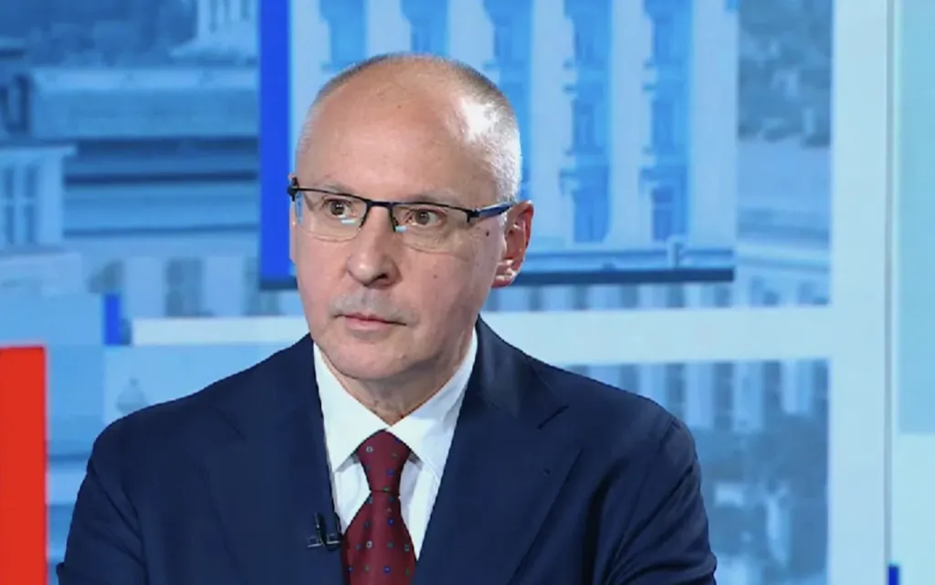Станишев: Поведението на ПБ е „даваме ляв мигач и завиваме надясно“