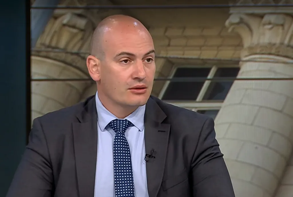 След журналистическо разследване: Прокуратурата започна проверка срещу бившия шеф на ВАС