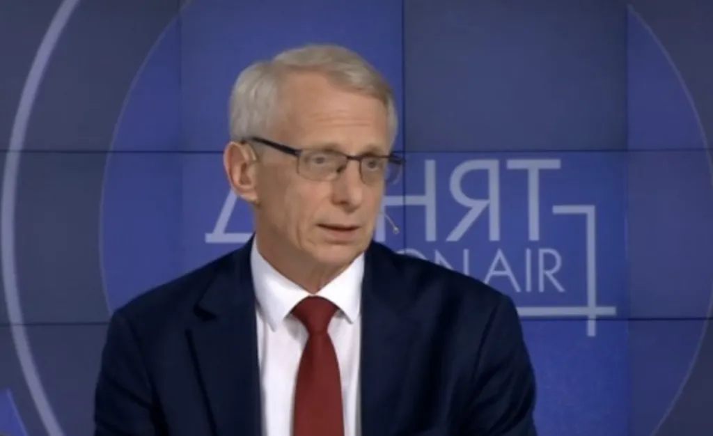 Денков: Няма нужда ПП и ДБ да се сливат в партия, може да сме две отделни парламентарни групи