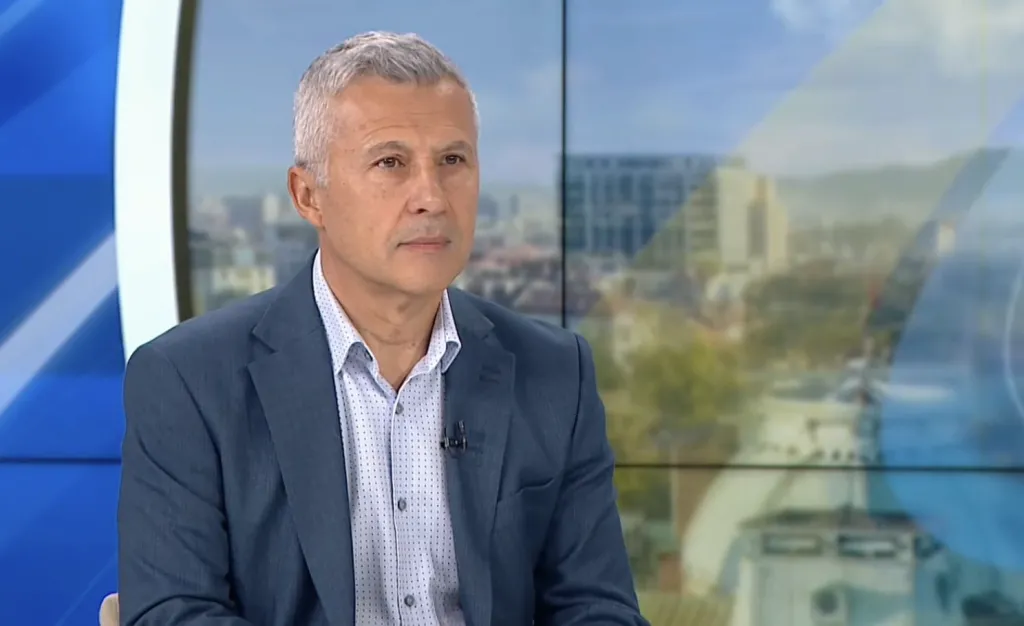 Тодор Иванджиков: Няма риск от недостиг на авиационно гориво у нас