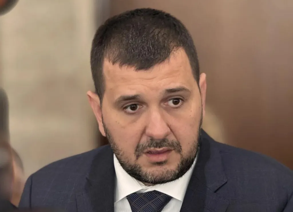 Йордан Иванов влиза в надпреварата за председател на ДСБ
