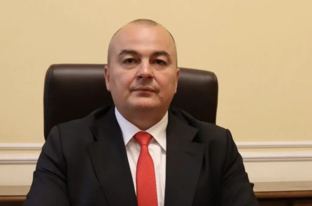 Министър Абровски ще присъства на вземане на проба от слънчоглед от аржентински кораб