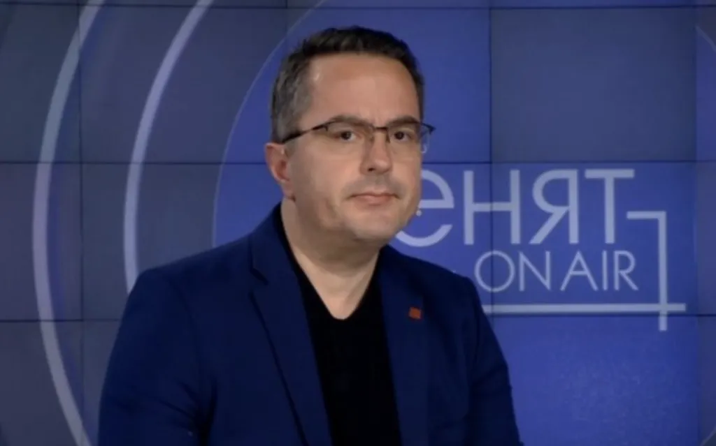 Цончо Ганев: Кабинетът „Радев“ не прави реформи, само нови назначения и зрелища