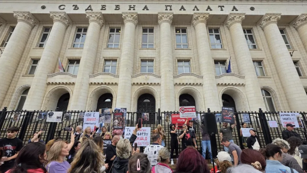 Протест отправи към новия кабинет искания за защита на животните