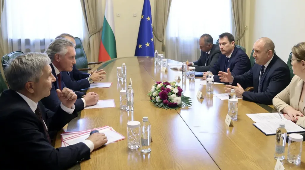 Румен Радев се срещна с работодателските организации у нас